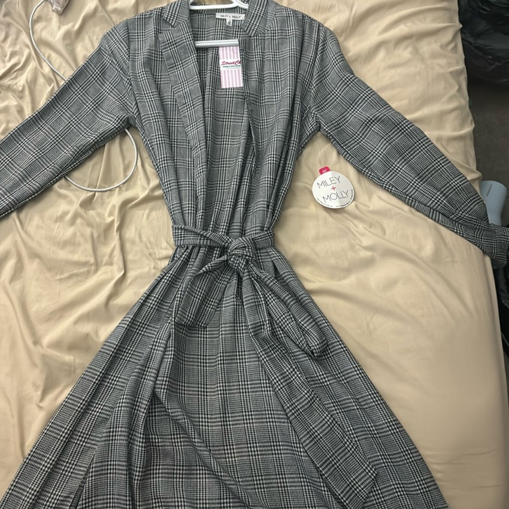 Black and white jacket from the brand miley + molly
